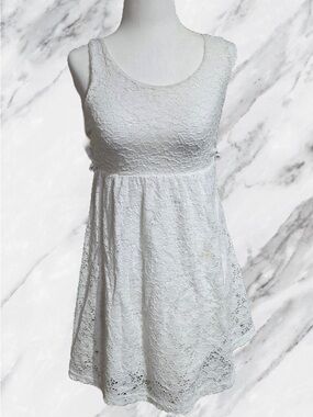White Lace Mini Dress - Sleeveless Scoop Neck